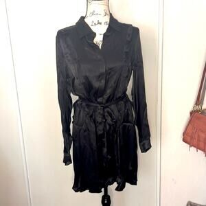 NWT! Bardot Black Button Up Long Sleeve dress in size 8
